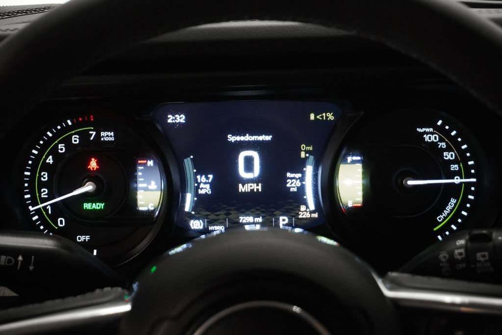 Certified 2025 Jeep Wrangler Unlimited Sahara w/ Safety Group image 21