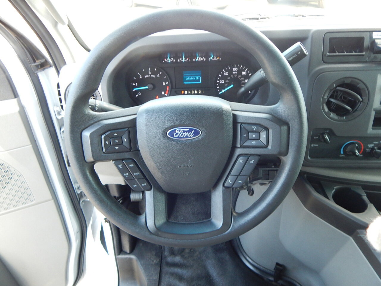 Used 2022 Ford E-450 and Econoline 450 Super Duty w/ Power Windows & Locks Group RWD image 24