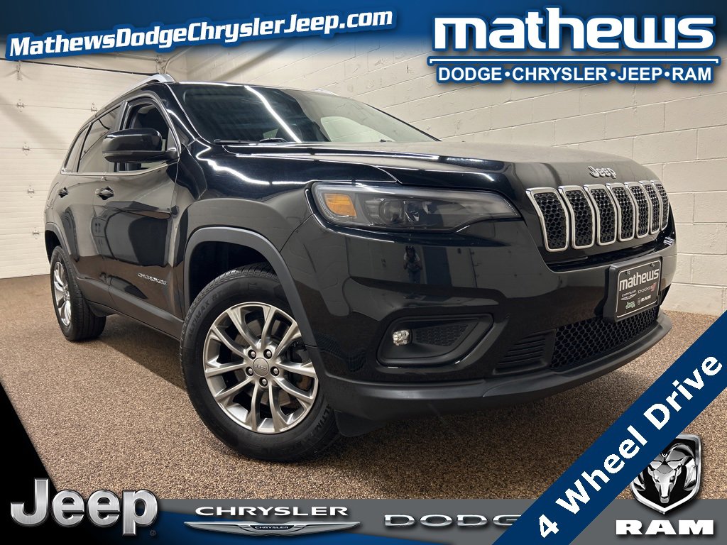 Used 2019 Jeep Cherokee Latitude Plus w/ Comfort/Convenience Group