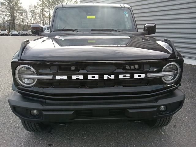 New 2025 Ford Bronco Outer Banks image 8