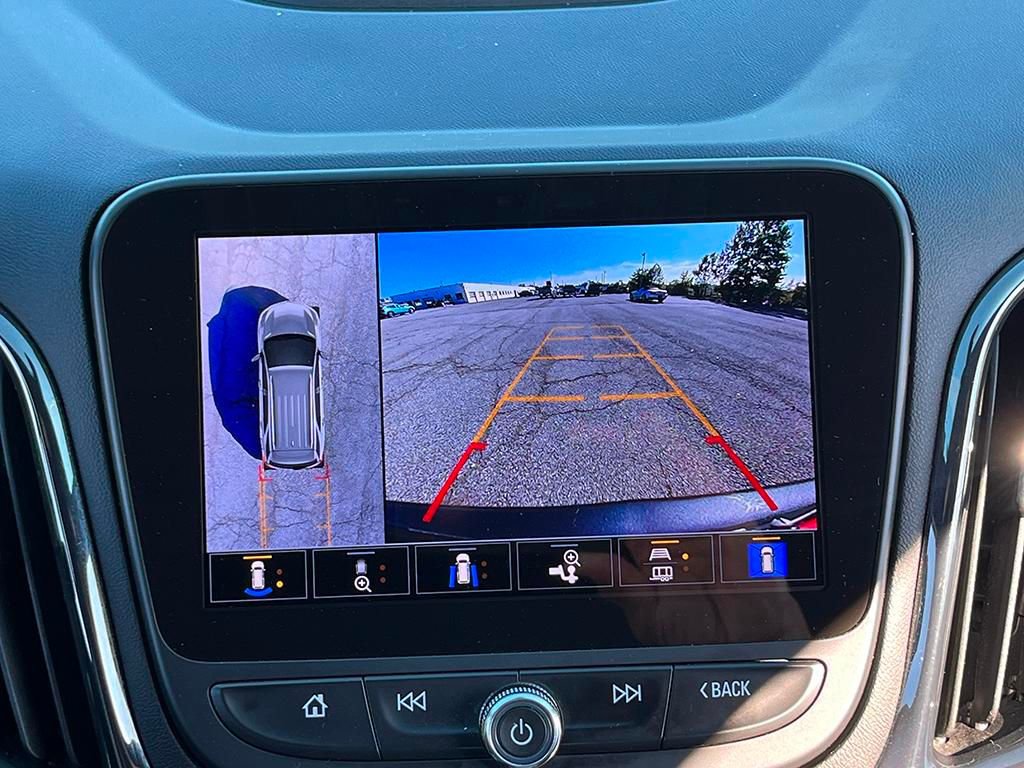 Used 2022 Chevrolet Equinox RS w/ RS Leather Package image 23