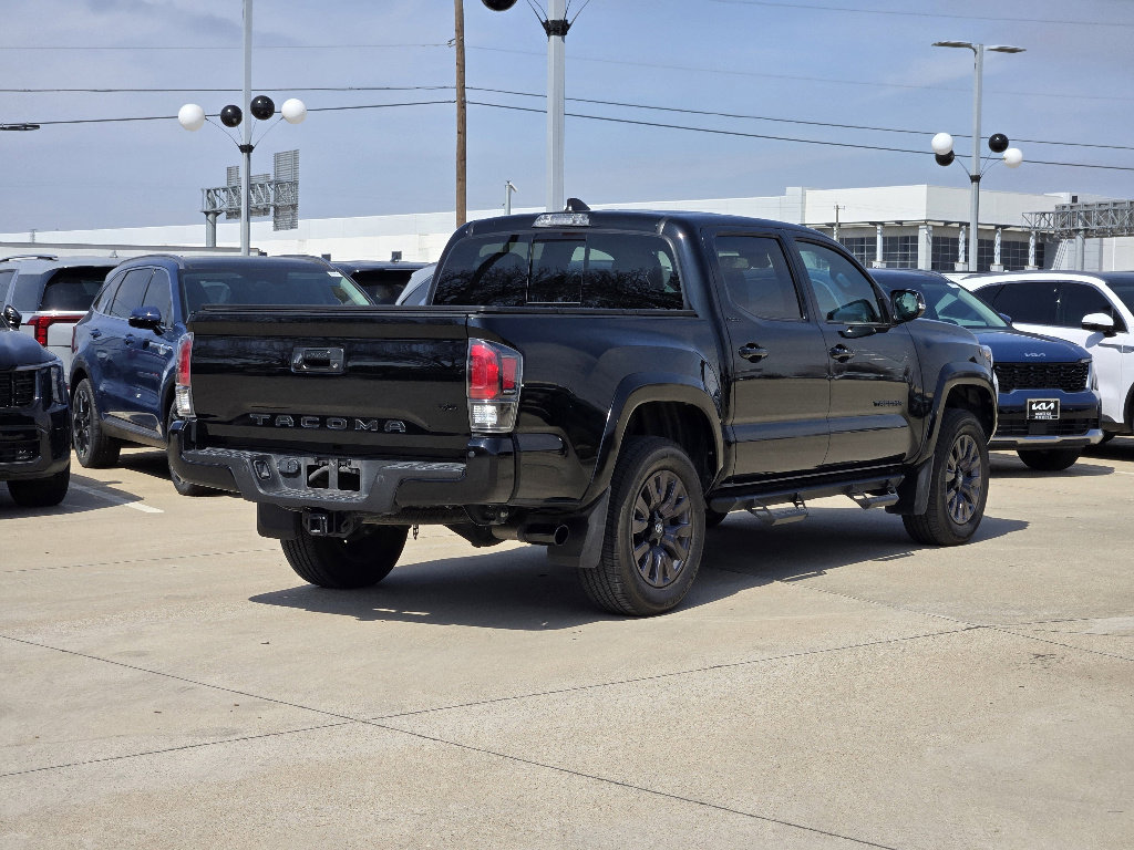 Used 2022 Toyota Tacoma Limited w/ Nightshade Package image 4