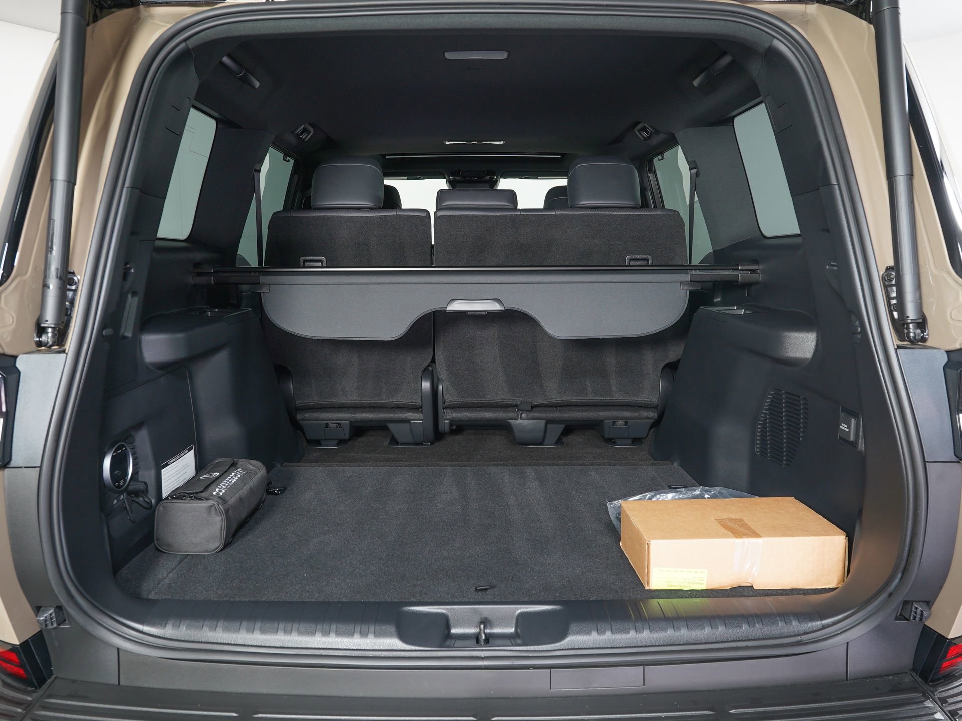 Used 2026 Lexus GX 550 AWD/4WD image 9