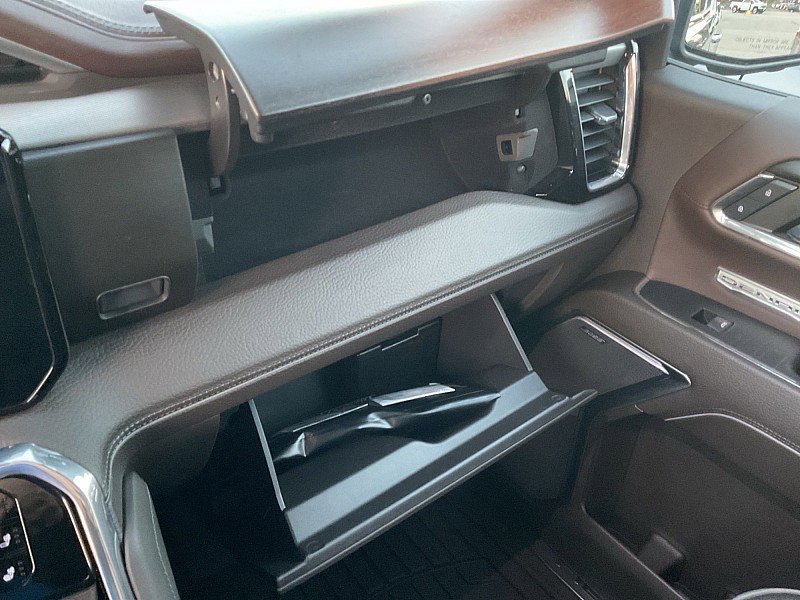 Used 2024 GMC Sierra 1500 Denali w/ Denali Reserve Package image 14