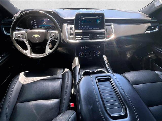 Used 2023 Chevrolet Suburban LT RWD image 16
