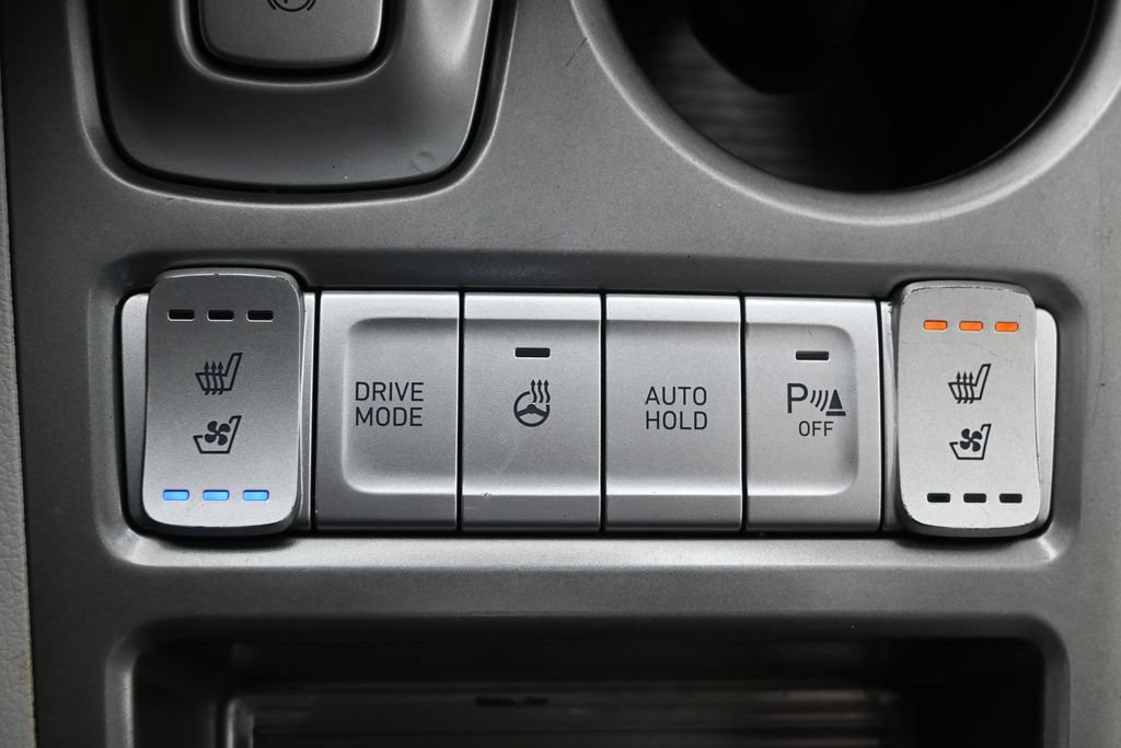 Used 2021 Hyundai Kona Ultimate FWD image 22