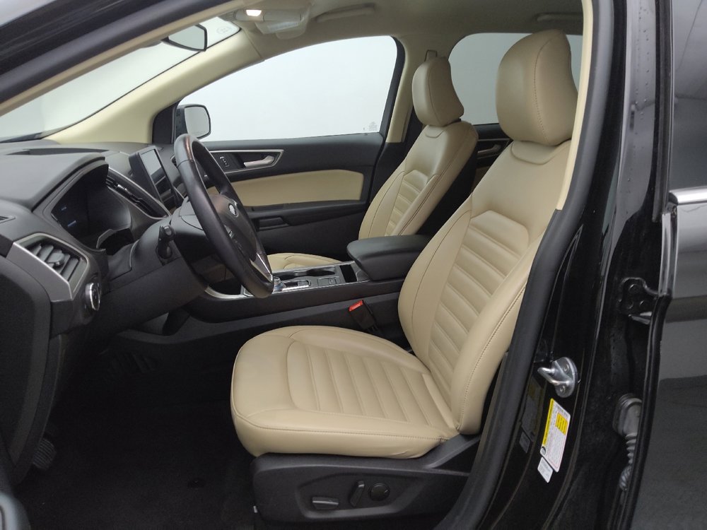 Used 2023 Ford Edge SEL image 17