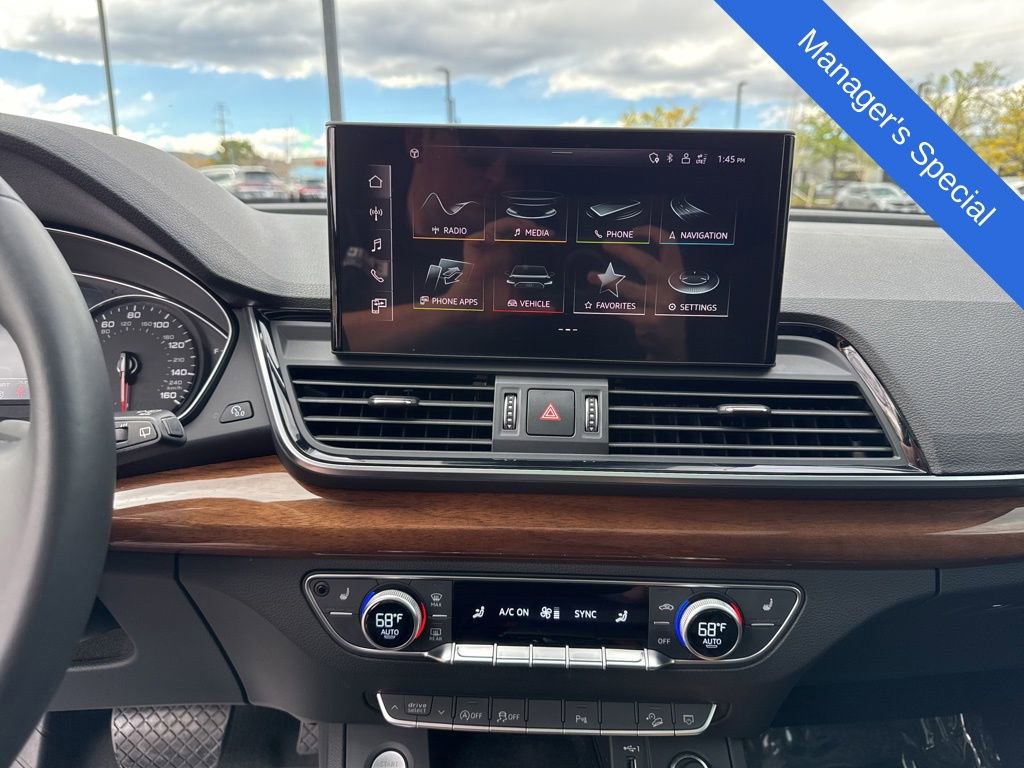 Used 2023 Audi Q5 2.0T Premium w/ Convenience Package AWD/4WD image 17