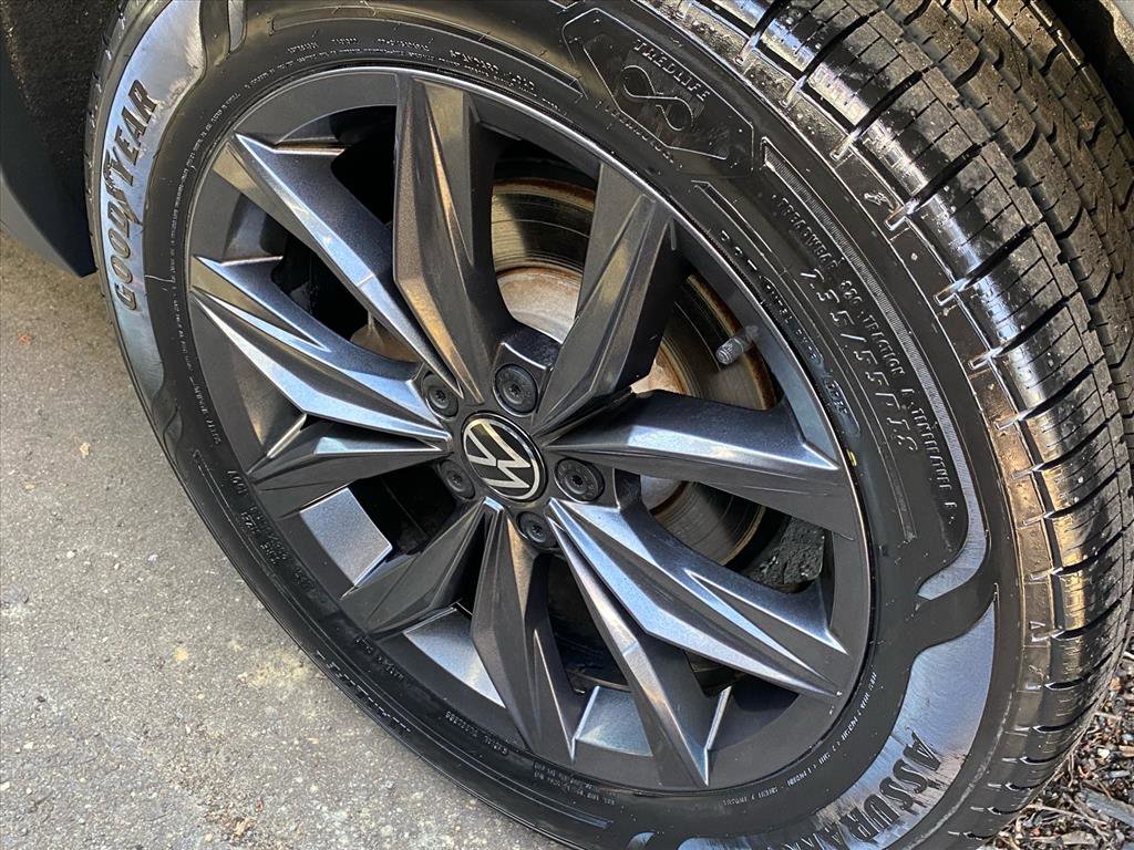 Certified 2023 Volkswagen Tiguan SE w/ Panoramic Sunroof Package image 20