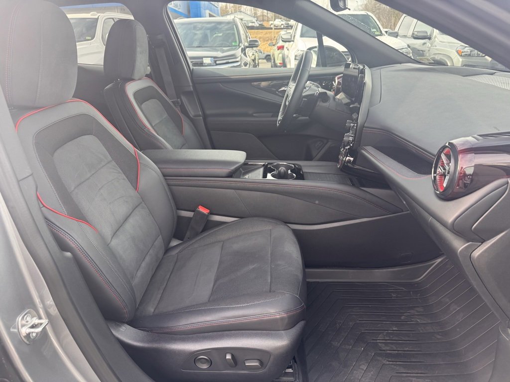 Used 2024 Chevrolet Blazer EV RS image 24