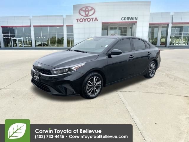 Used 2023 Kia Forte LXS image 7