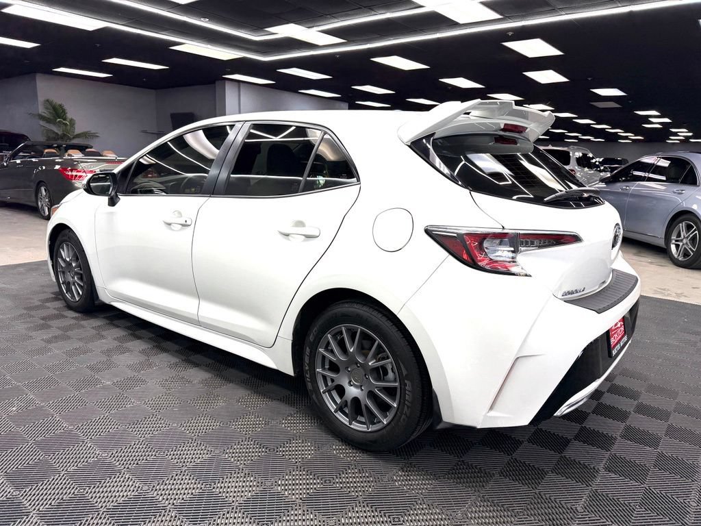 Used 2019 Toyota Corolla XSE FWD image 9