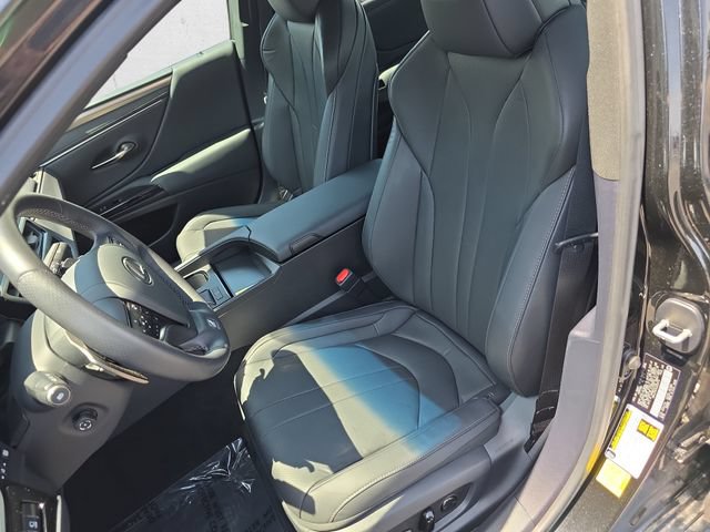 Certified 2025 Lexus ES 350 F Sport FWD image 14