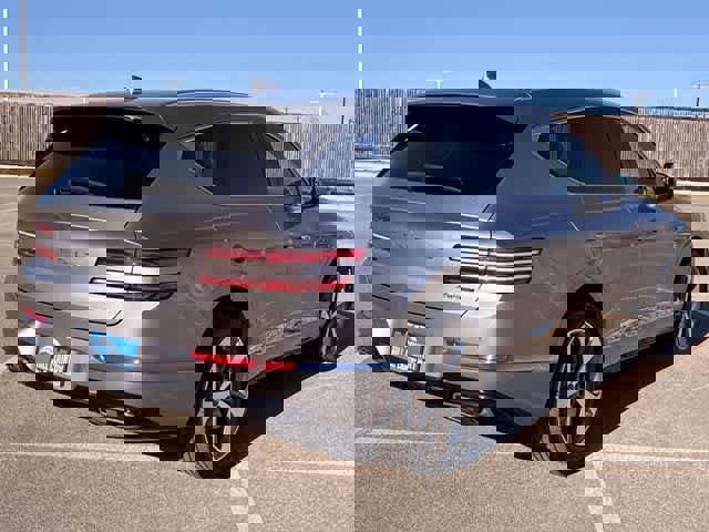 Used 2021 Genesis GV80 3.5T image 6