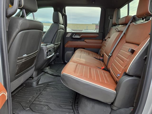 Used 2026 GMC Sierra 3500 Denali Ultimate image 32