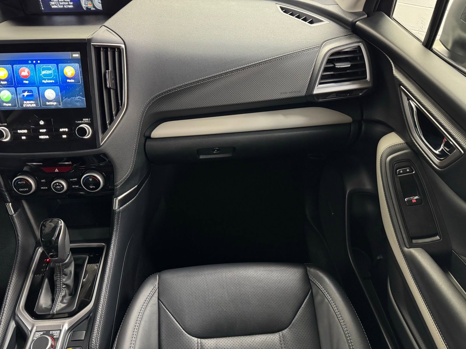 Used 2024 Subaru Forester Limited w/ POP Package 3 image 18