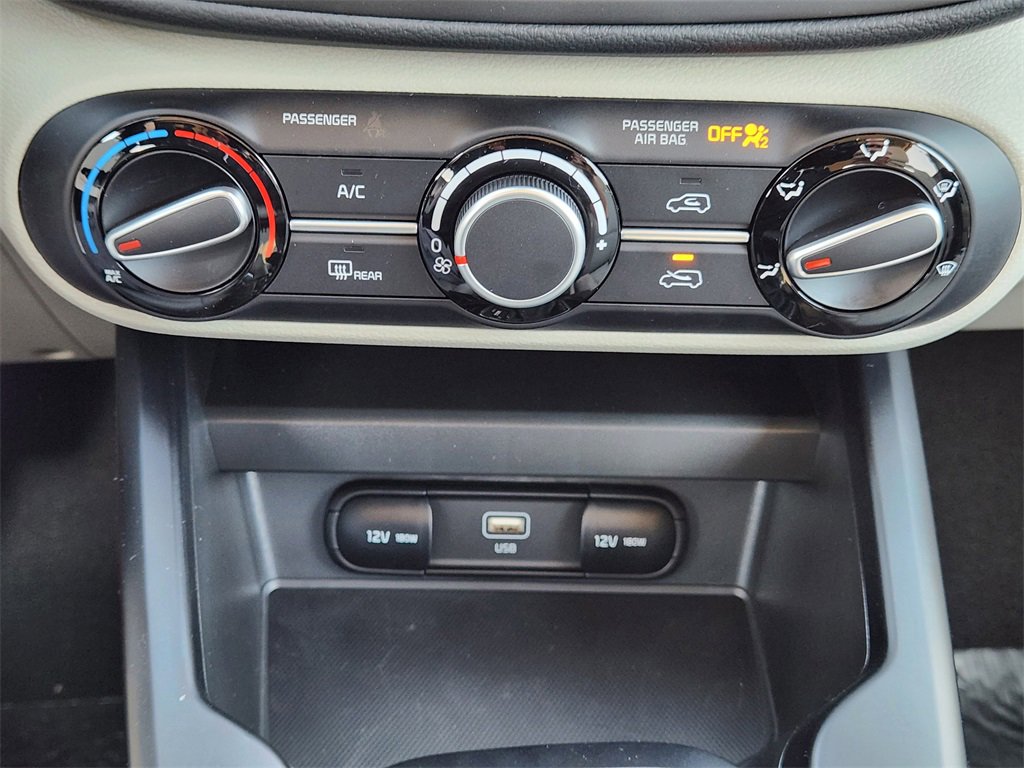 New 2025 Kia Soul LX w/ LX Technology Package image 14