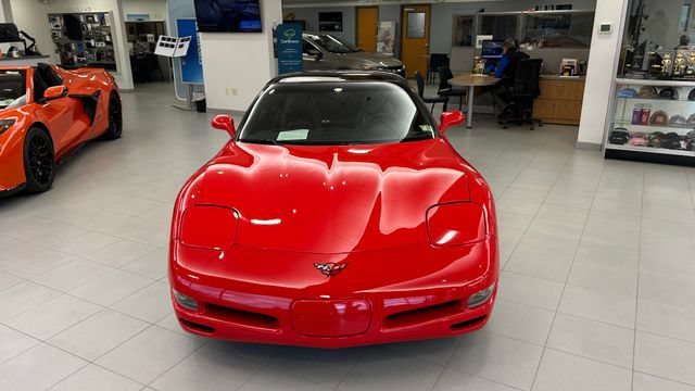 Used 1998 Chevrolet Corvette Coupe w/ Roof Pkg RWD image 8