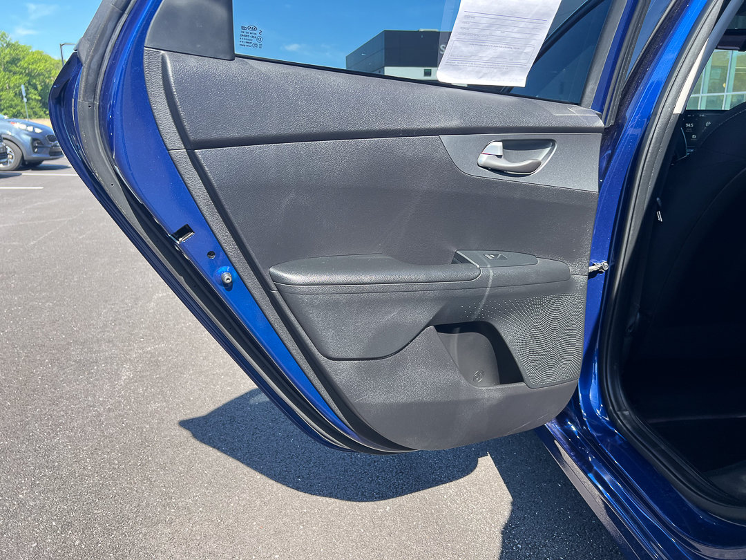 Used 2021 Kia Forte LXS FWD image 21