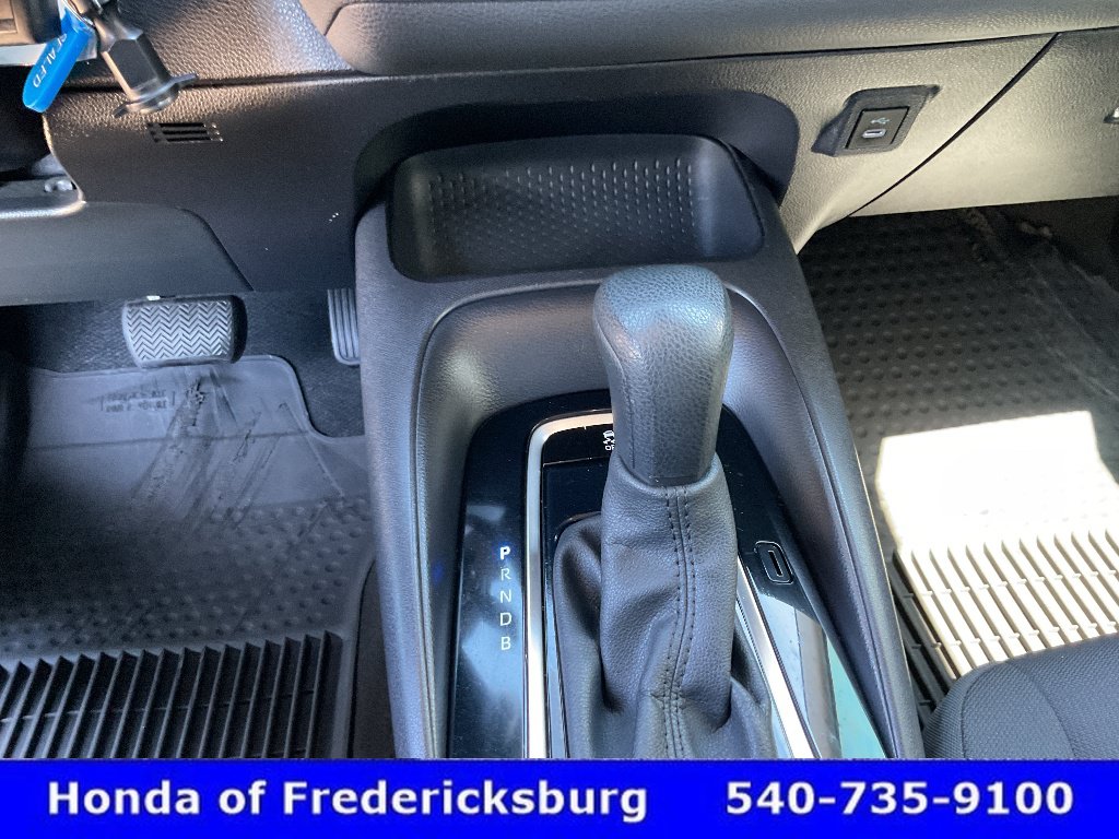 Used 2024 Toyota Corolla LE FWD image 33