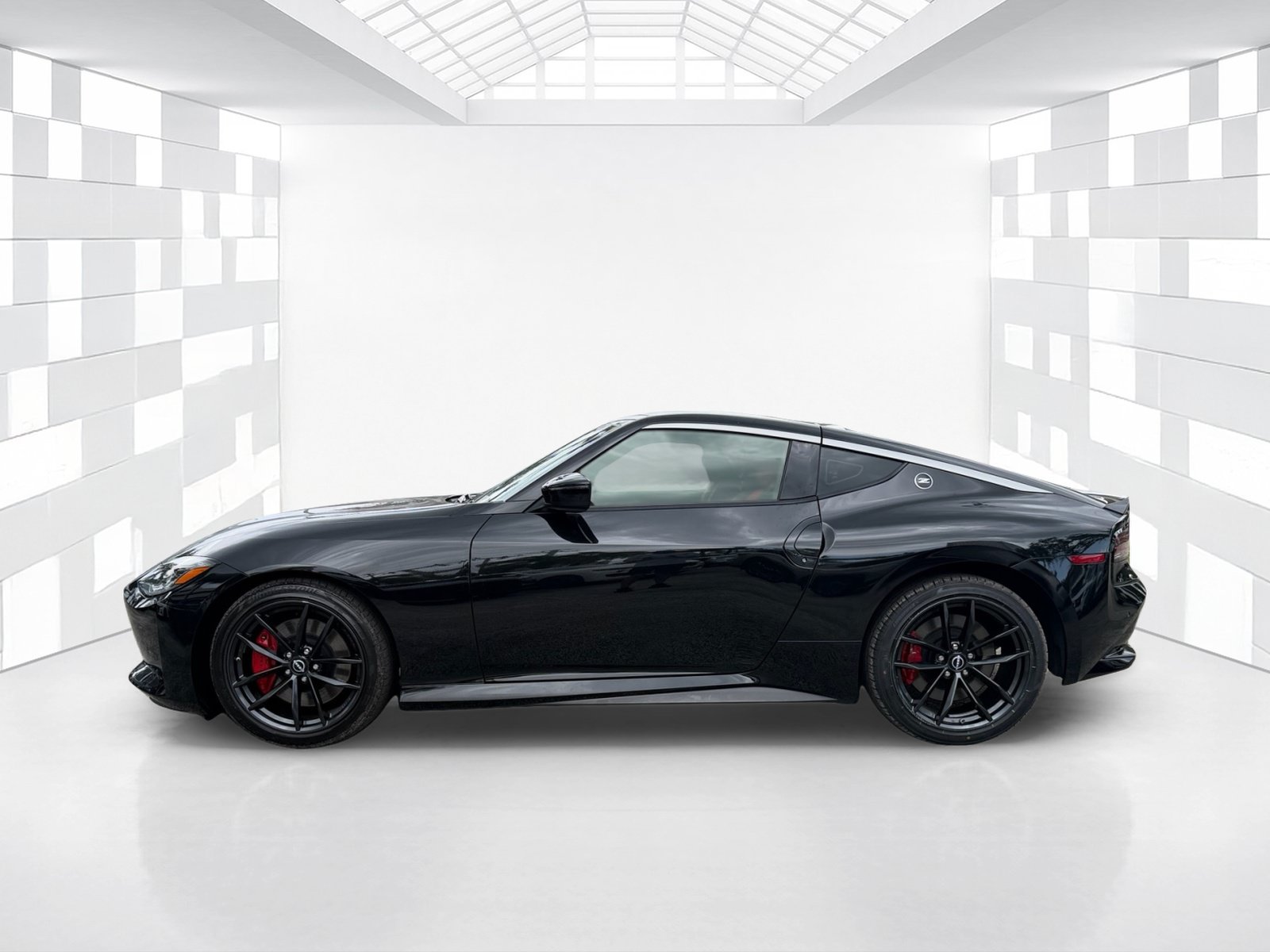 Certified 2025 Nissan Z Performance w/ Floor Mat Package RWD image 4
