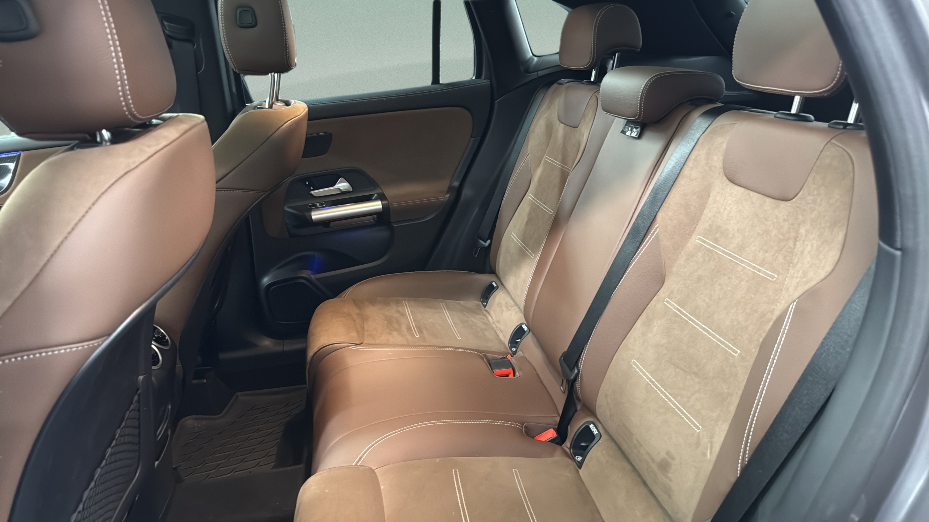 Certified 2025 Mercedes-Benz GLA 250 image 26