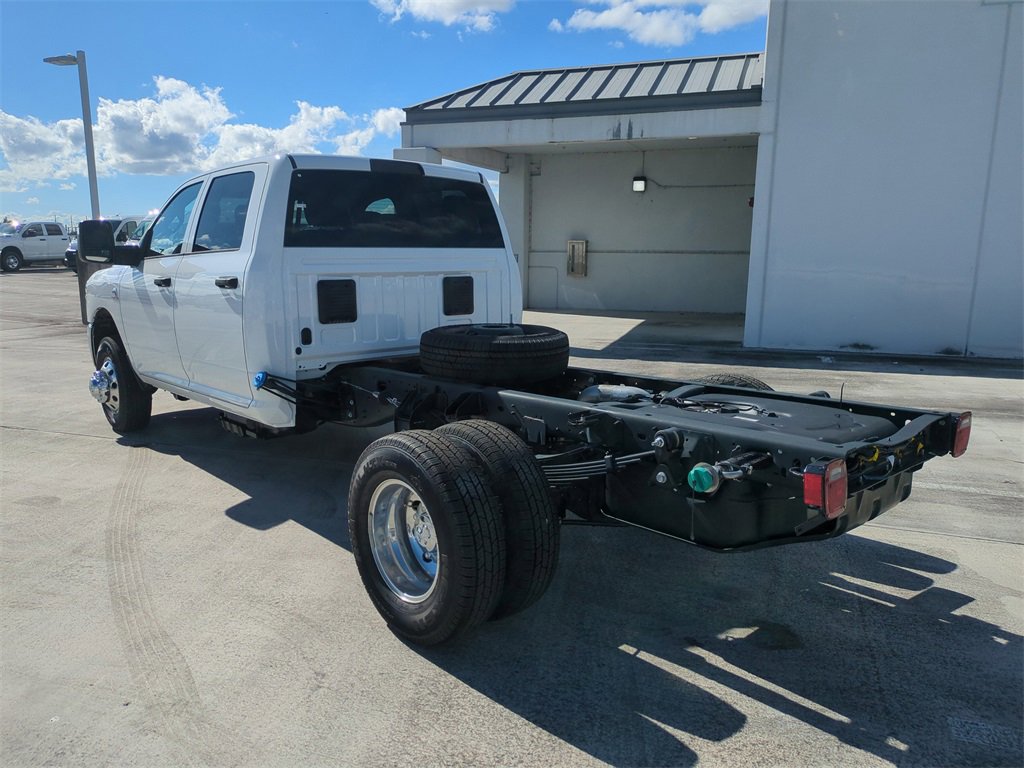 New 2026 RAM 3500 Tradesman w/ Chrome Appearance Group image 7