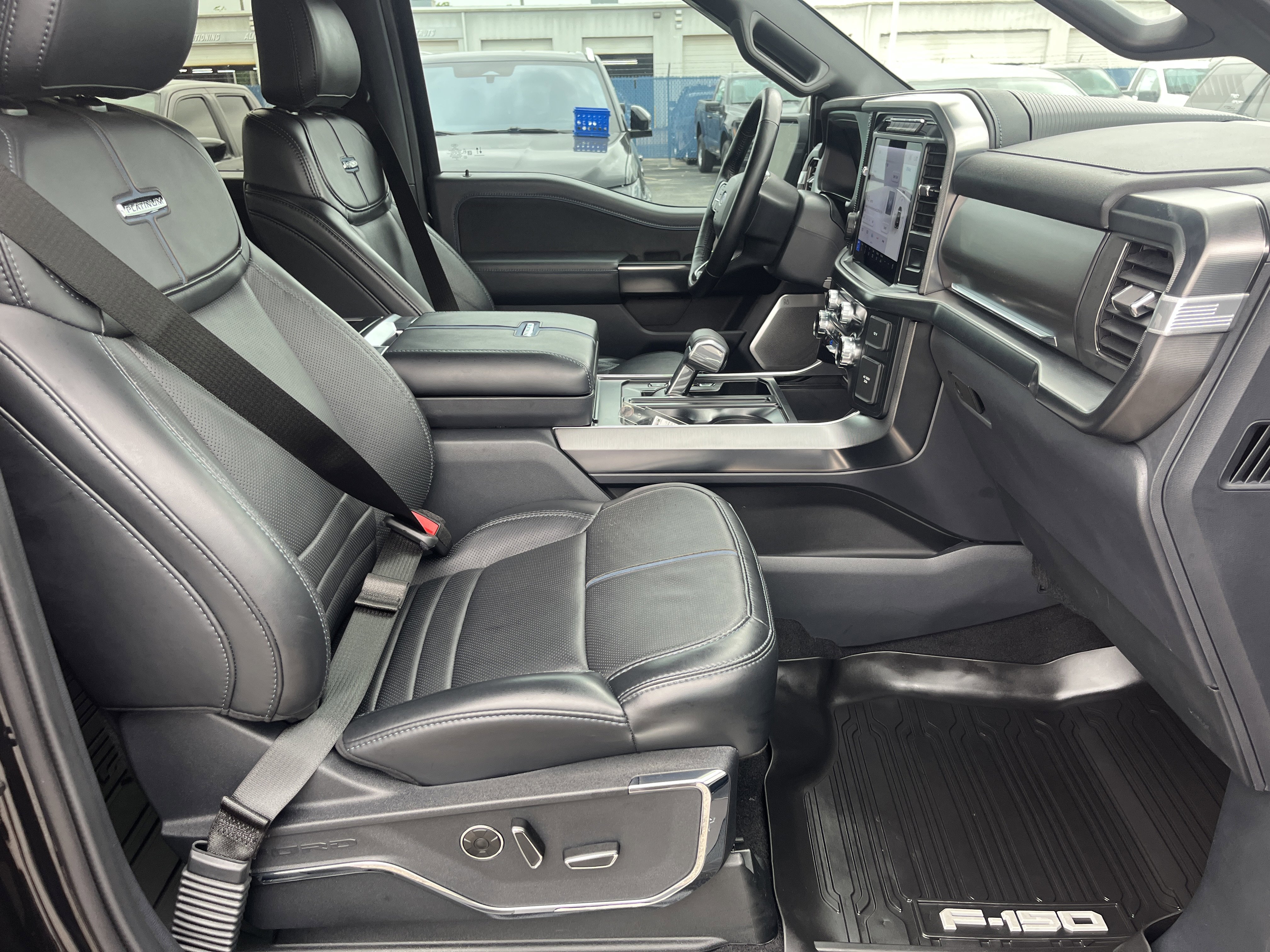 Used 2024 Ford F150 Platinum w/ Equipment Group 702A High AWD/4WD image 19