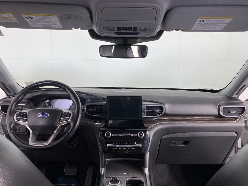 Used 2021 Ford Explorer Limited w/ Hybrid Equipment Group 310A AWD/4WD image 19