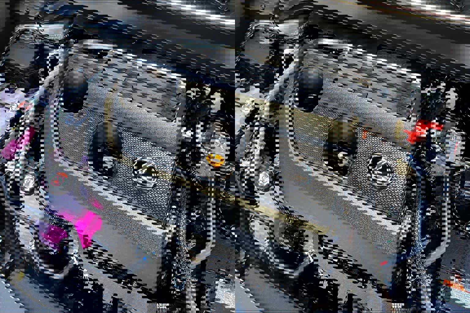 Certified 2025 Lexus UX 300h FWD w/ Accessory Package (Z1) image 31