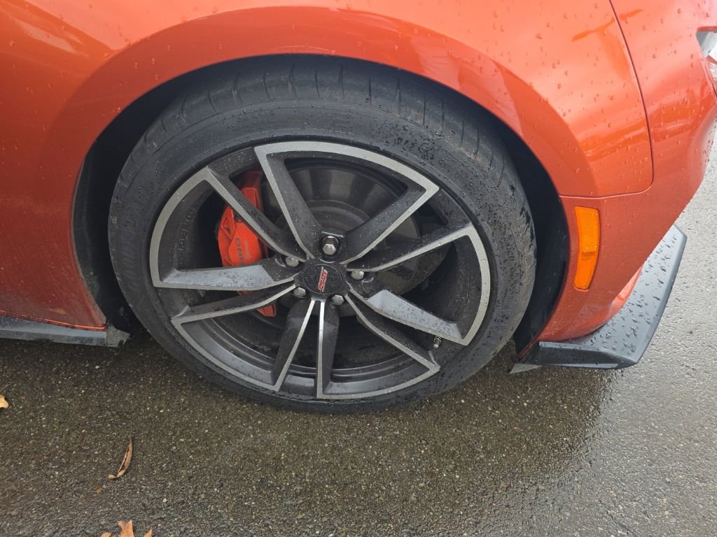 Used 2023 Chevrolet Camaro SS RWD image 3