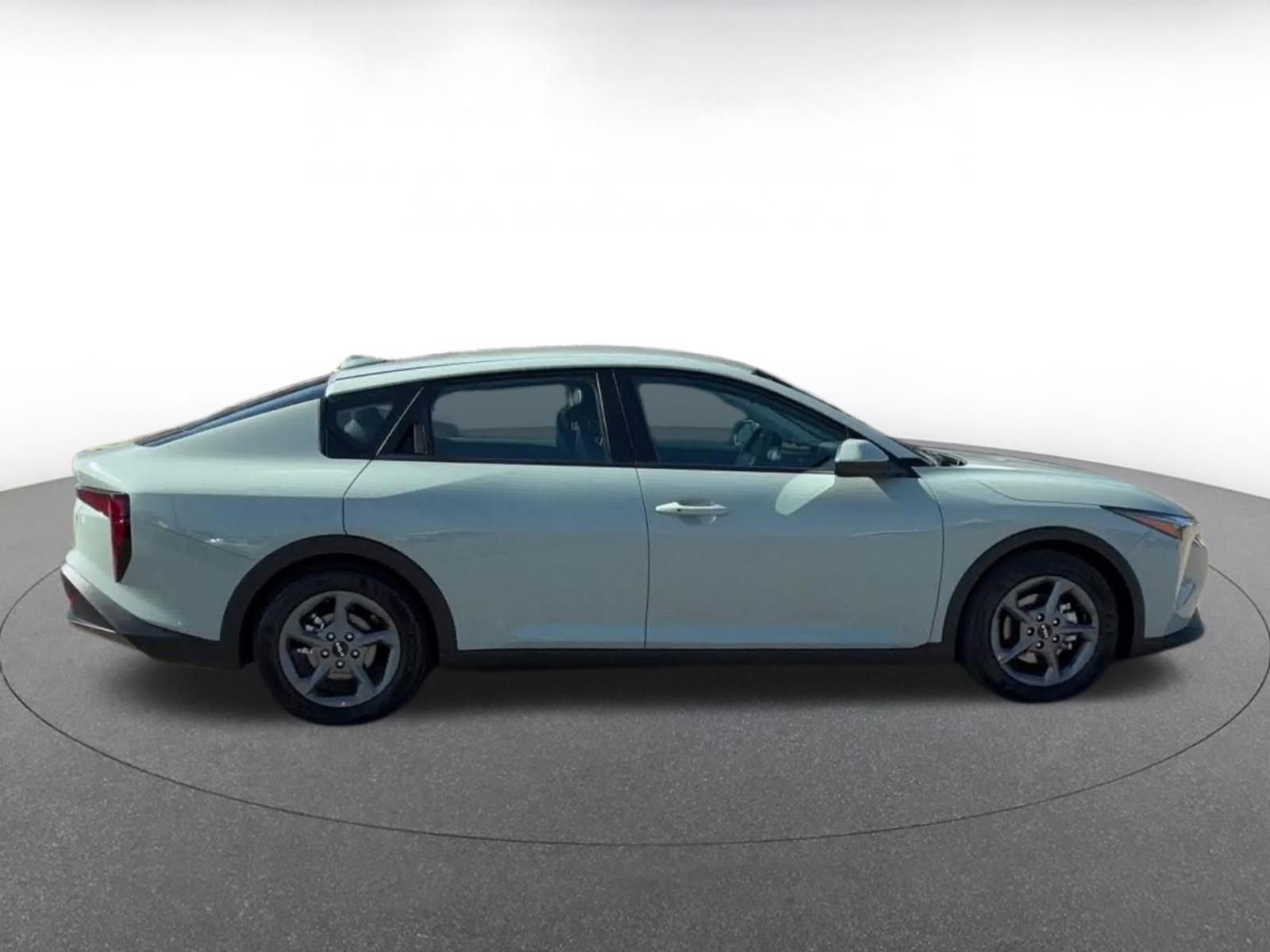 Used 2025 Kia K4 LXS FWD image 16