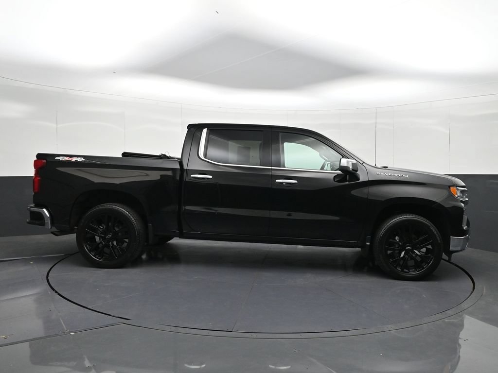 Certified 2022 Chevrolet Silverado 1500 LTZ w/ LTZ Premium Package AWD/4WD image 6