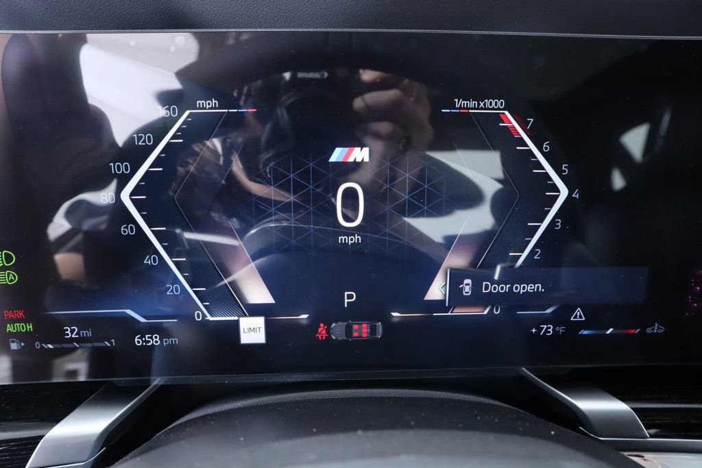 New 2025 BMW 740i xDrive AWD/4WD image 5