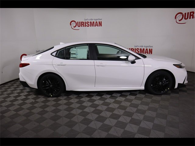 Used 2026 Toyota Camry SE image 12