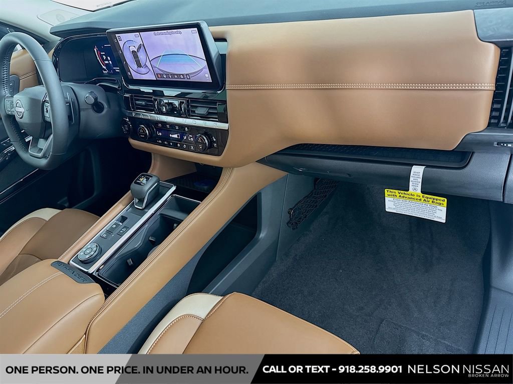 New 2026 Nissan Pathfinder Platinum image 31