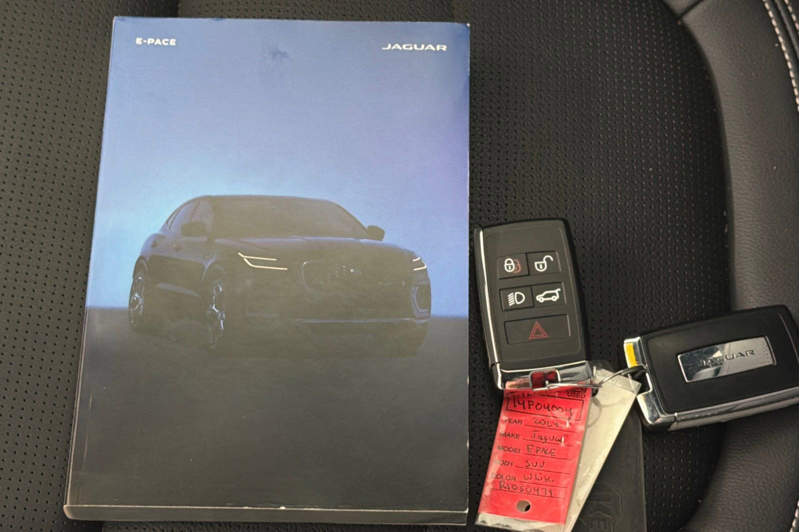 Used 2024 Jaguar E-PACE R-Dynamic SE AWD/4WD image 10