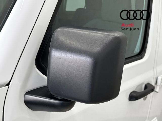 Used 2025 Jeep Wrangler Rubicon image 6