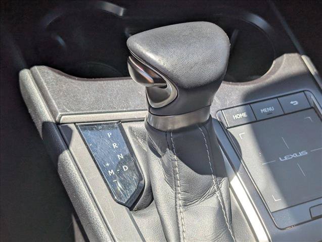 Used 2022 Lexus UX 200 w/ Accessory Package (Z2) FWD image 13