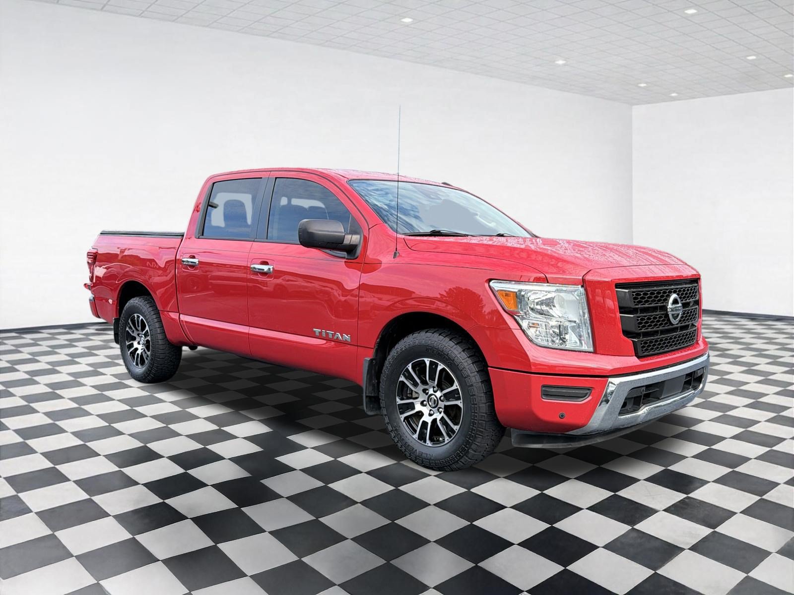 Used 2021 Nissan Titan SV w/ SV Convenience Package RWD image 8
