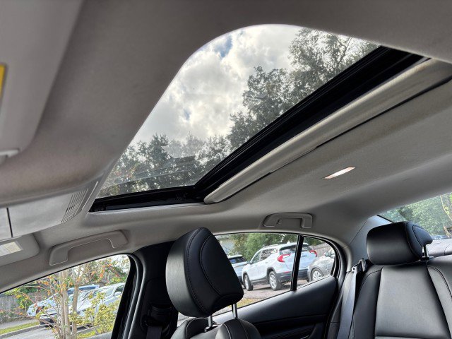 Used 2024 MAZDA MAZDA3 s image 14