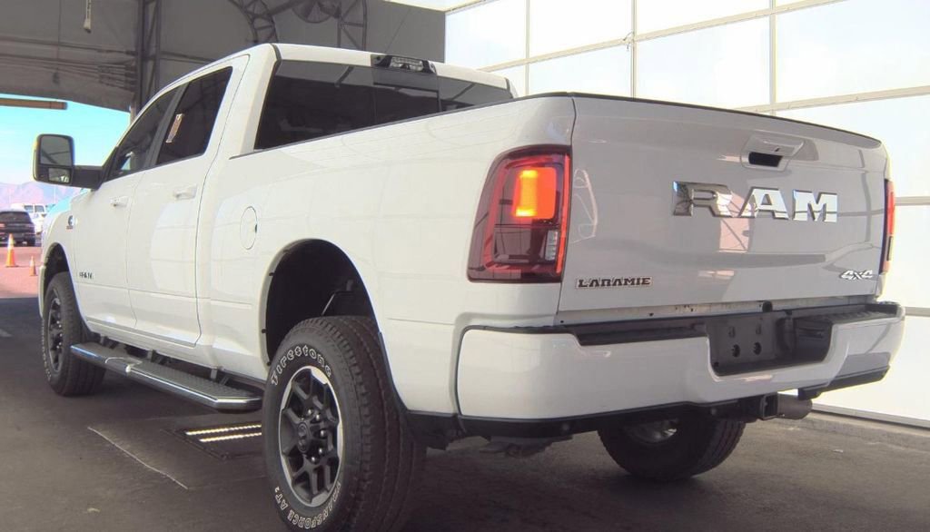 Used 2026 RAM 2500 Laramie AWD/4WD image 14