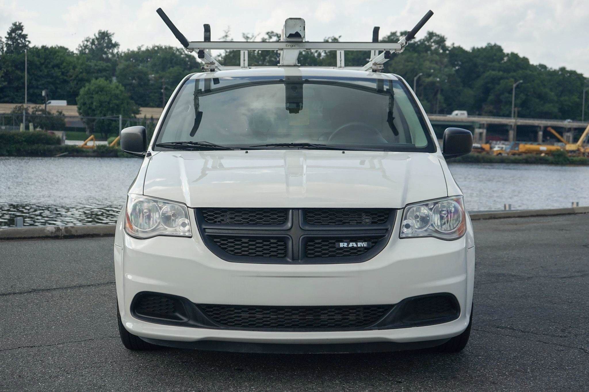 Used 2013 RAM C/V Tradesman FWD image 16