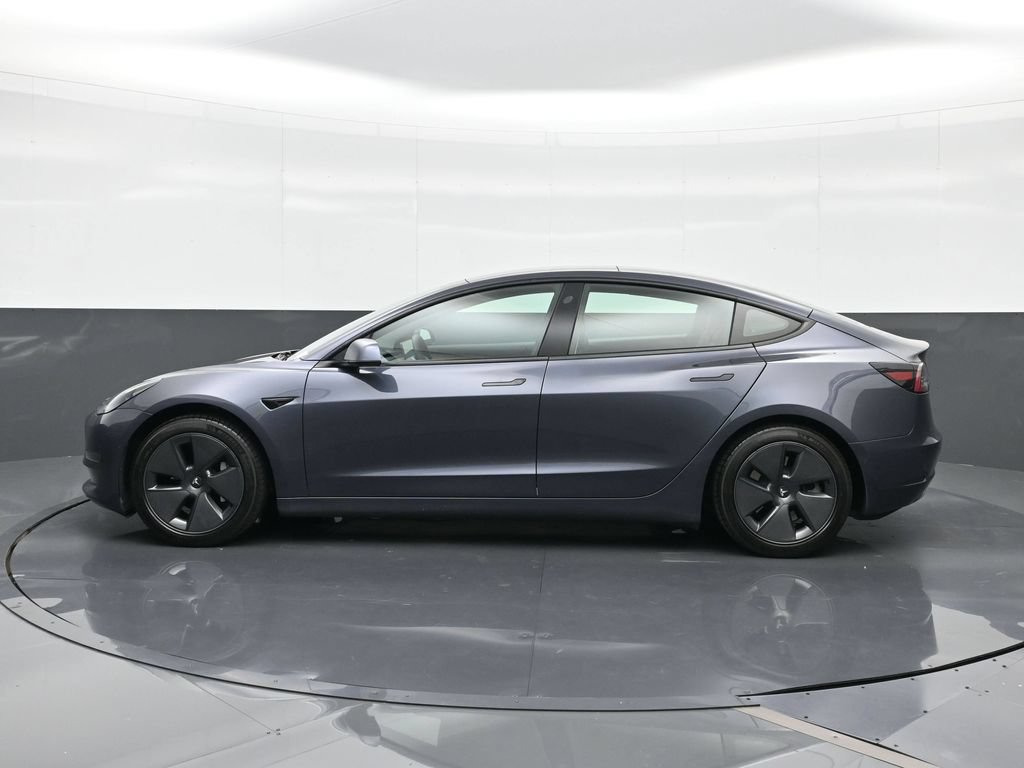 Used 2021 Tesla Model 3 Standard Range Plus RWD image 5