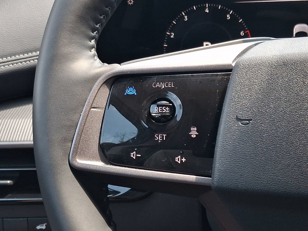 Certified 2025 Nissan Murano SV AWD/4WD image 22