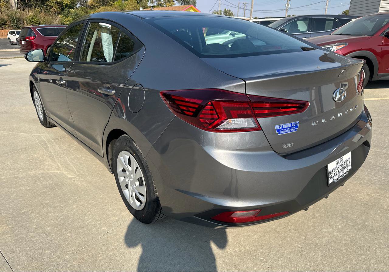 Used 2020 Hyundai Elantra SE w/ Cargo Package (C1) FWD image 8