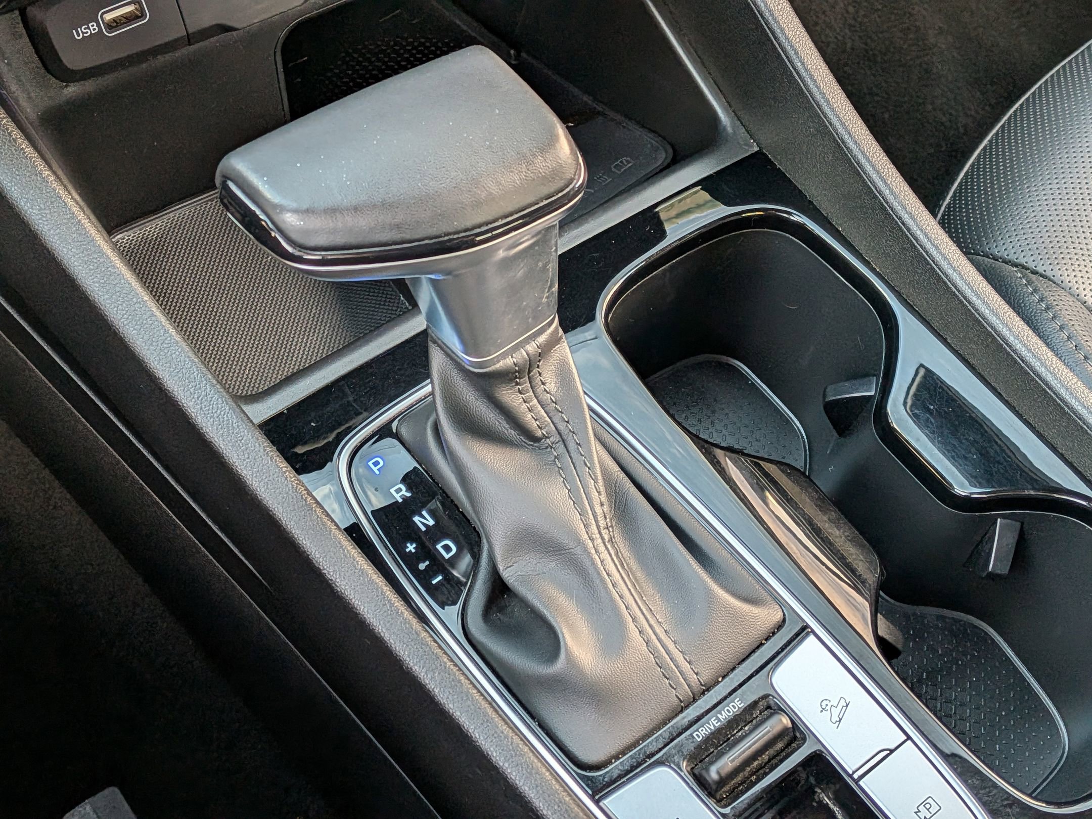 Used 2023 Hyundai Santa Cruz Limited image 26