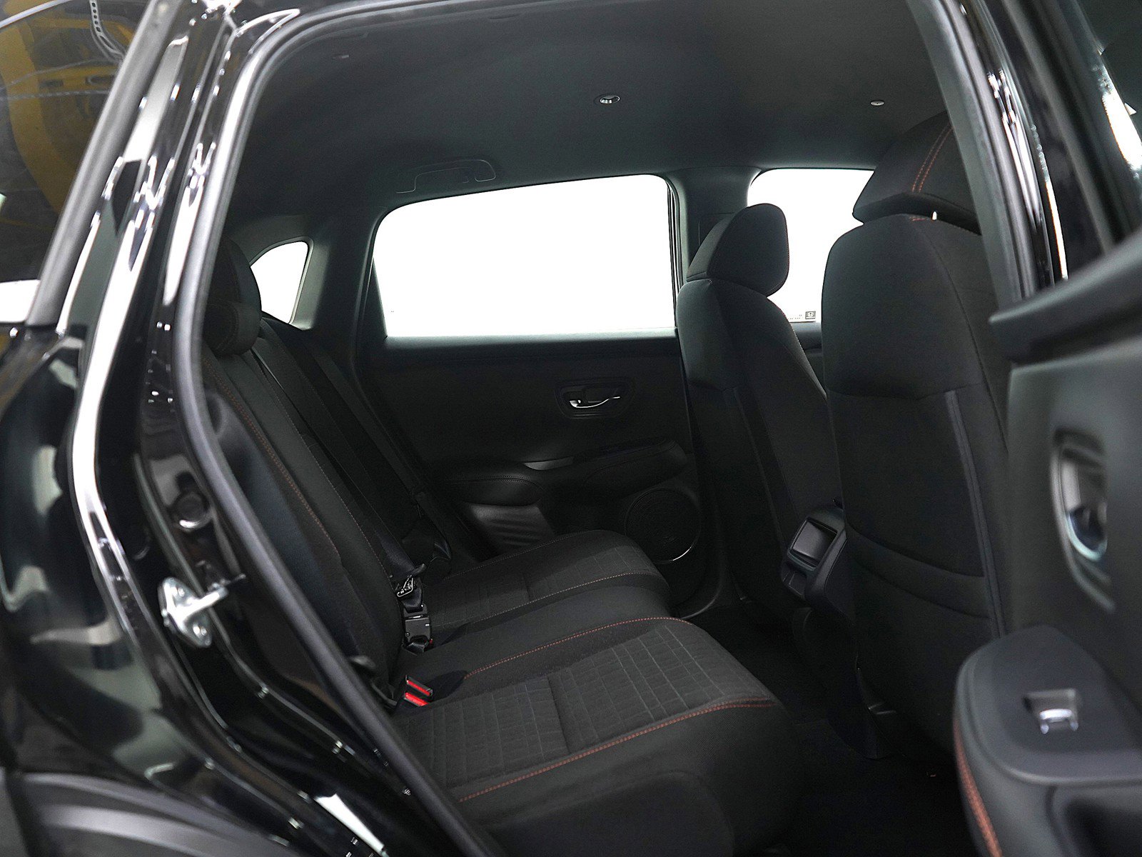 Used 2023 Honda HR-V Sport image 11