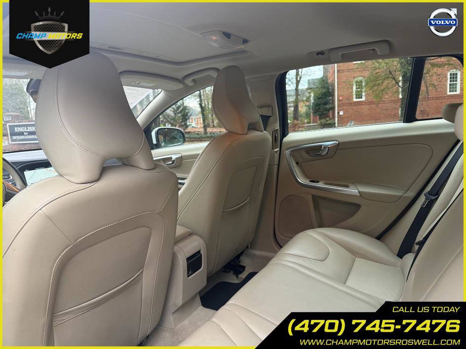 Used 2016 Volvo V60 T5 Premier image 17