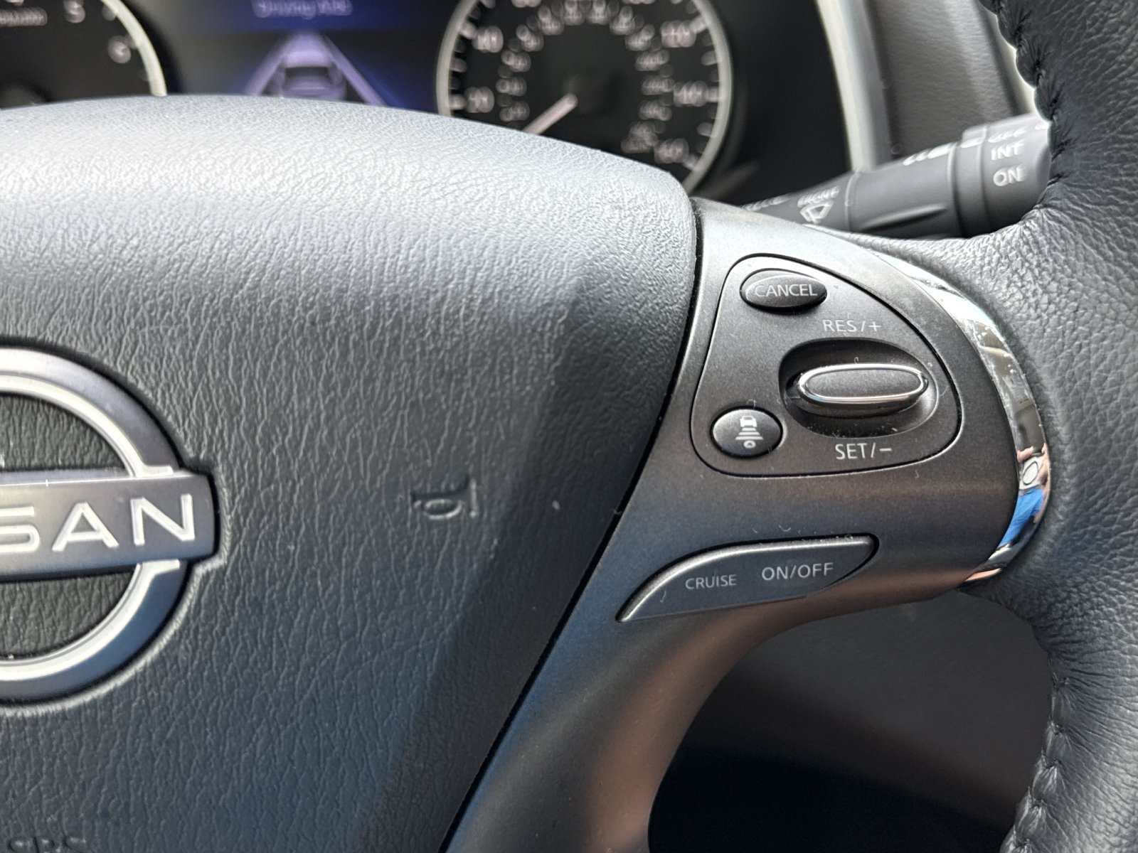 Used 2024 Nissan Murano SV w/ SV Midnight Edition Package FWD image 21